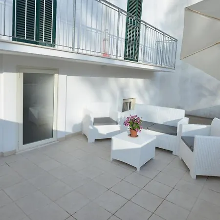 Italianway - Casa Flo Apartment *